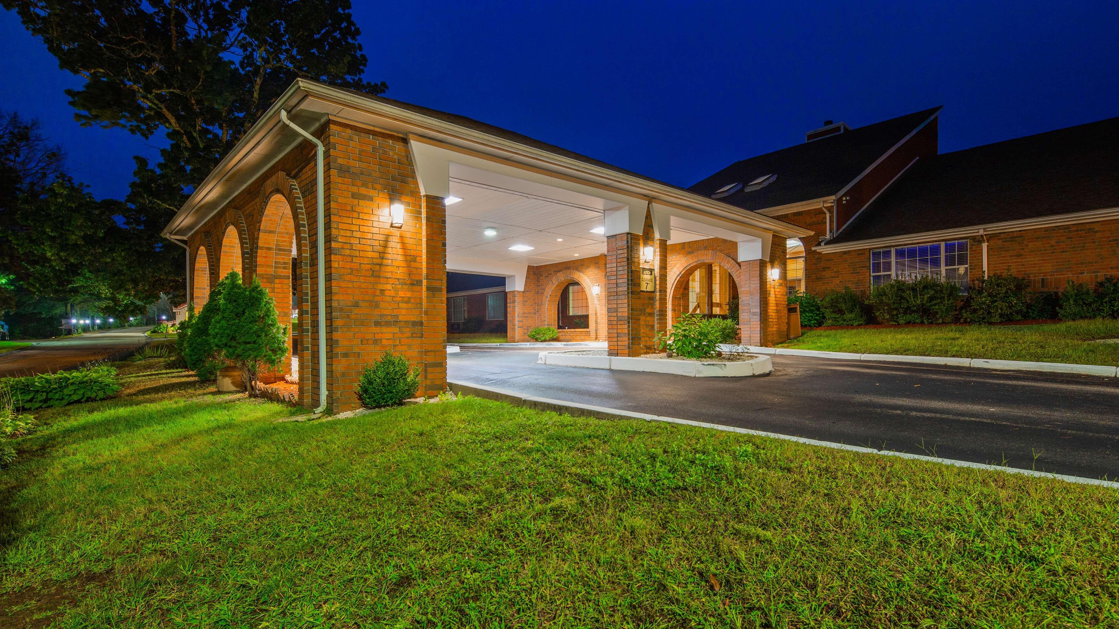 Best Western West Greenwich Inn Exterior photo
